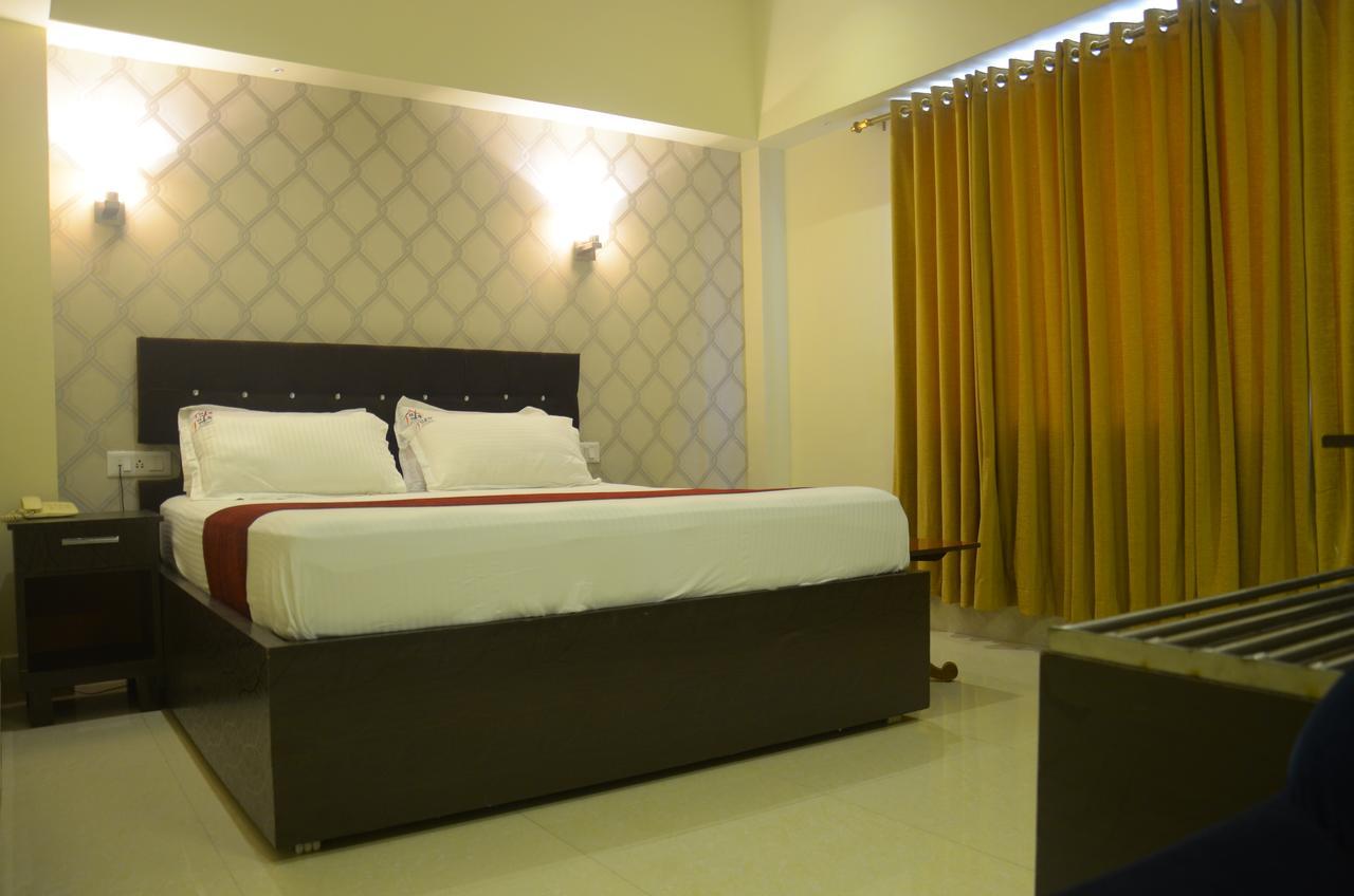 Hotel Pritika Durgāpur Eksteriør bilde